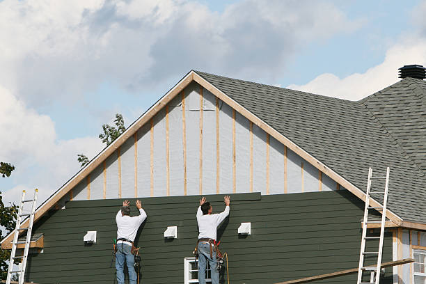 Professional Siding Installation technician working in Rochester, PA